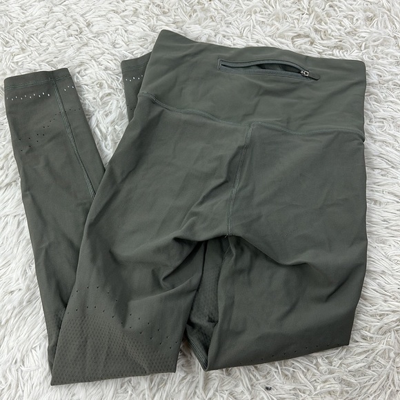 Lululemon Zoned In Tights - Picture 4 of 6